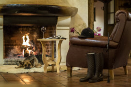 Schloss Herrenhaus Hotel Restaurant Unterkunft Appartements Zimmer in Polen Masuren