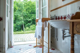 Schloss Herrenhaus Hotel Restaurant Unterkunft Appartements Zimmer in Polen Masuren